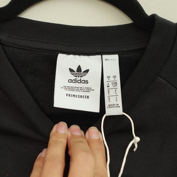 NWT Adidas Originals Sweater Essential Fleece Crew Pullover Black Size Unisex S - Picture 3 of 7